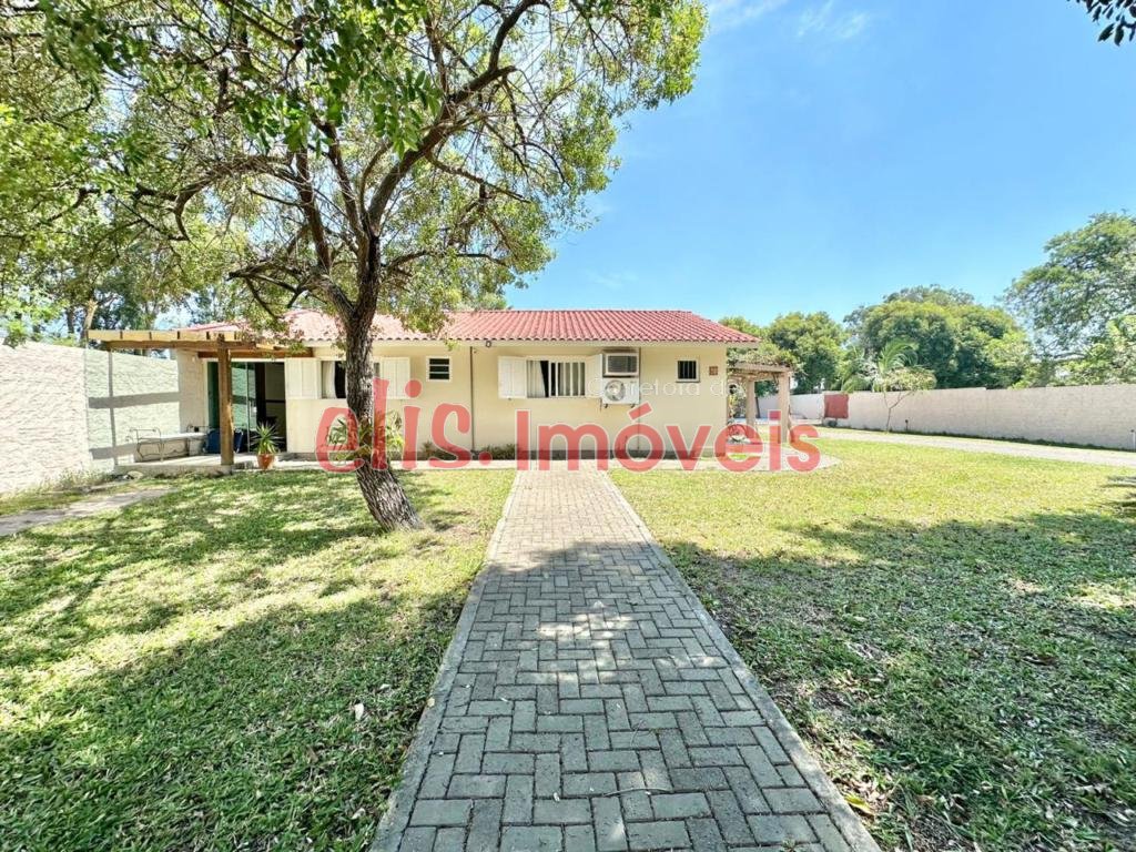 CASA 04 DORMITÓRIOS