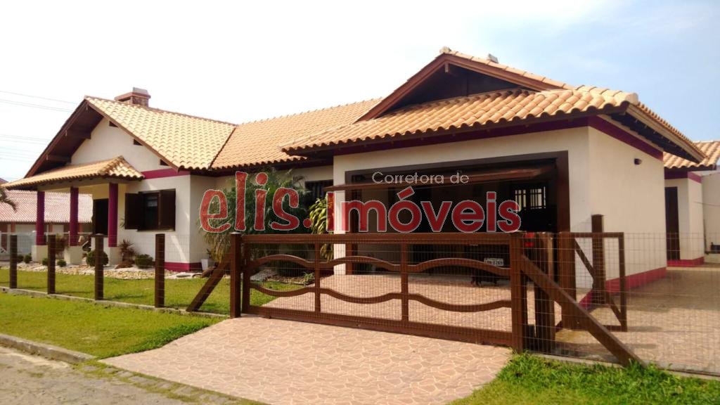 CASA 04 DORMITÓRIOS
