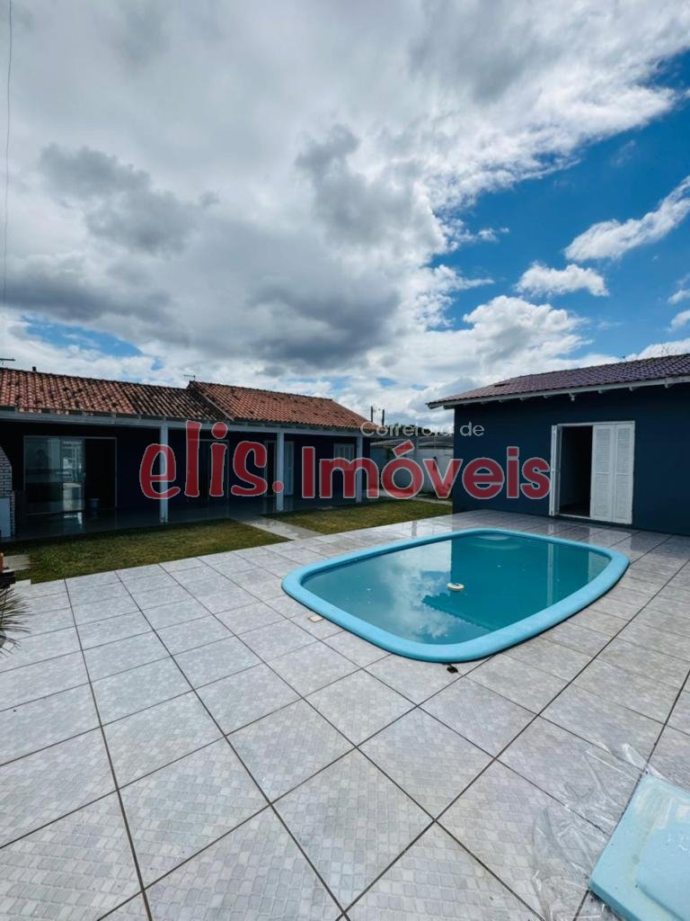 CASA 03 DORMITÓRIOS