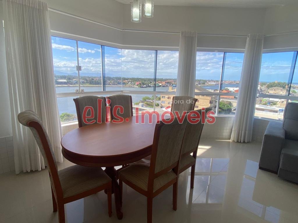 Apartamento 3 Dormitórios