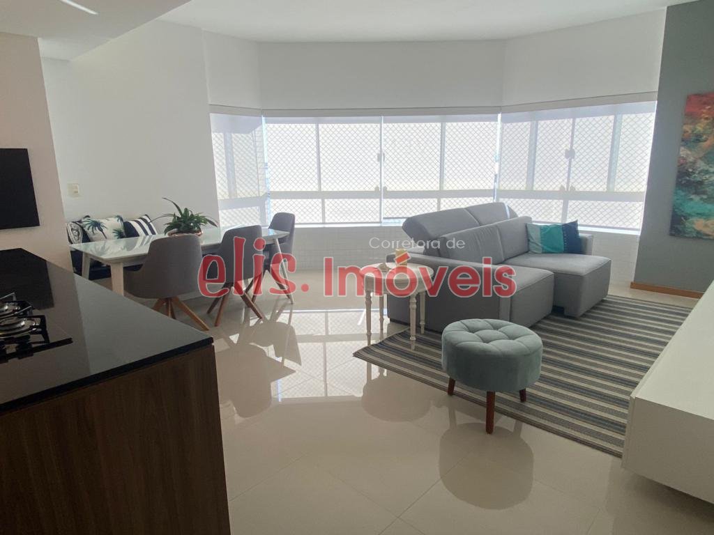 Apartamento 3 Dormitórios