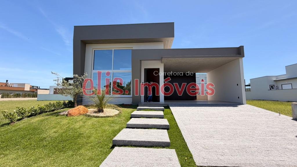 CASA 03 DORMITÓRIOS