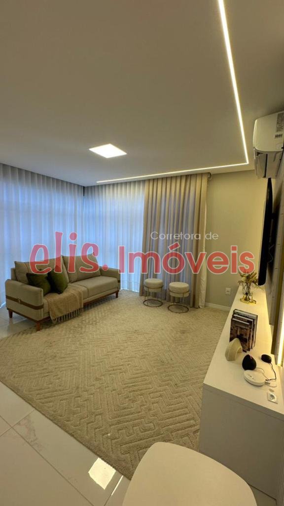 Apartamento 3 Dormitórios