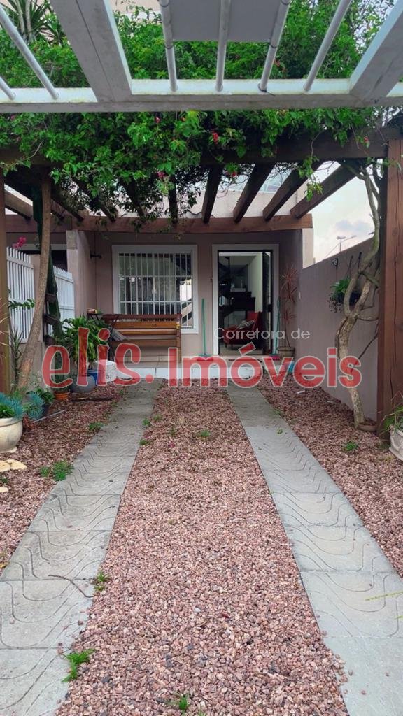 Duplex/Geminado 2 Dormitórios