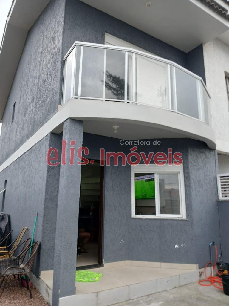 Duplex/Geminado 2 Dormitórios